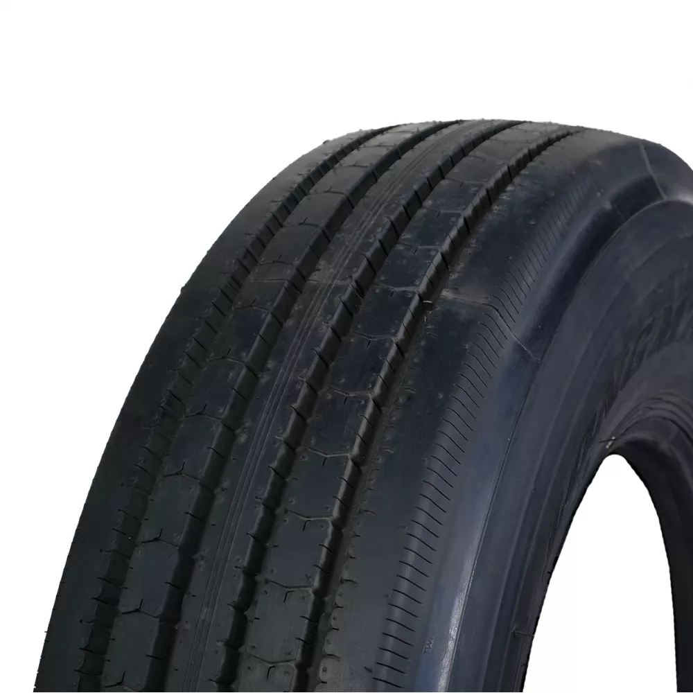 Грузовая шина 295/80 R22,5 Long March LM-216 18PR в Миассе